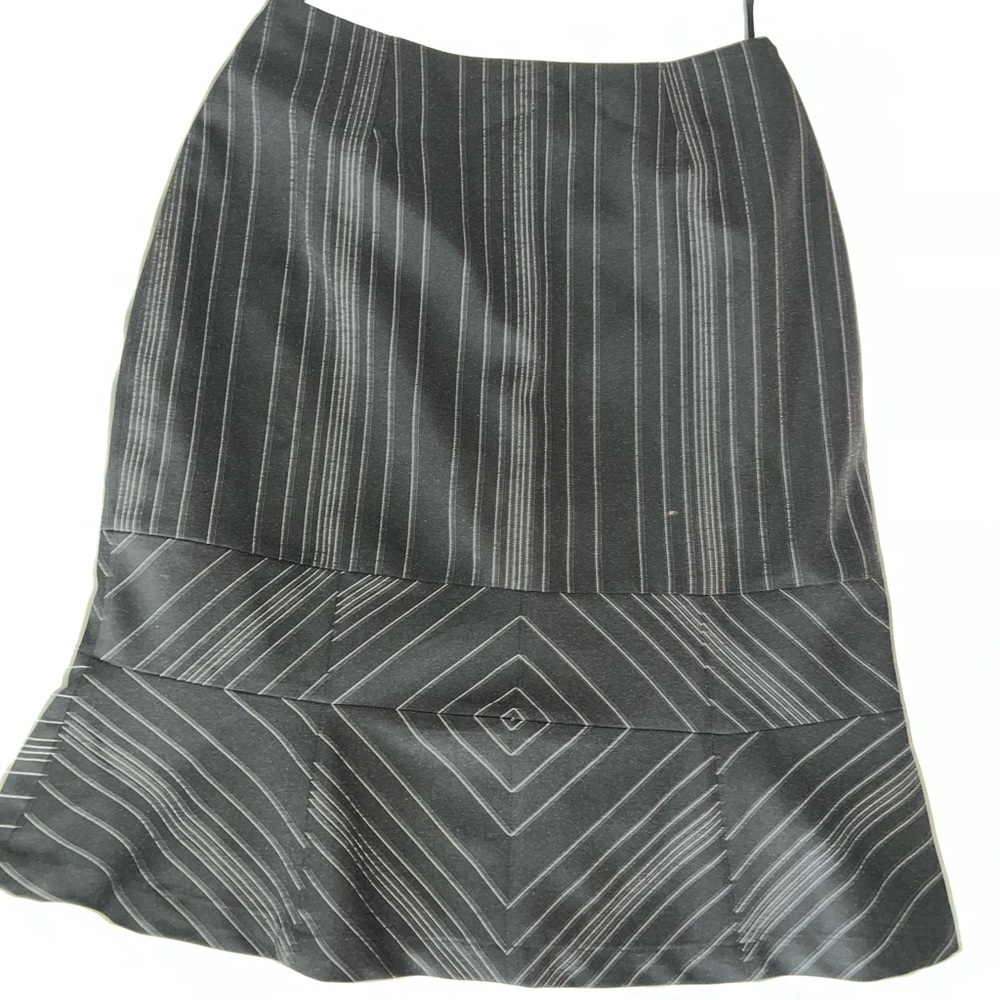 w.o.n.y black striped skirt size 6